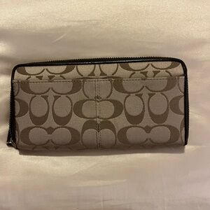 Coach wallet